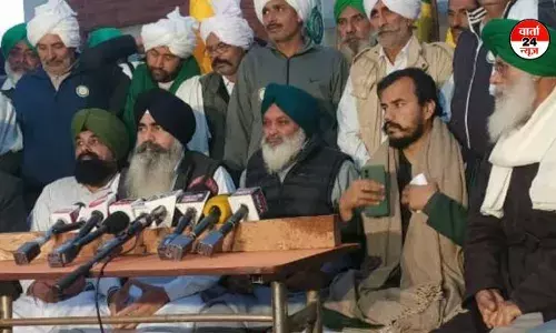 किसान आंदोलन: 10 और किसानों ने आमरण अनशन शुरू किया, जगजीत सिंह डल्लेवाल की हालत नाजुक किसान आंदोलन: 10 और किसानों ने आमरण अनशन शुरू किया, जगजीत सिंह डल्लेवाल की हालत नाजुक