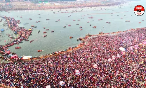 महाकुंभ के आठवें दिन श्रद्धालुओं की भारी भीड़, प्रयागराज को मिल सकती है बड़ी सौगात