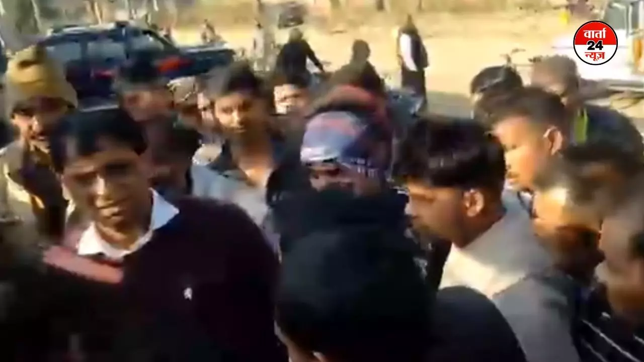 बुलंदशहर की फैक्ट्री में गैस रिसाव से हादसा, दो कर्मचारियों की मौत, एक घायल बुलंदशहर की फैक्ट्री में गैस रिसाव से हादसा, दो कर्मचारियों की मौत, एक घायल