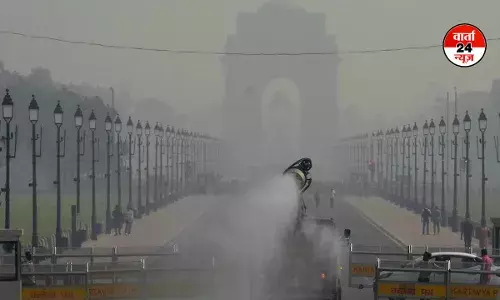 दिल्ली-NCR में वायु प्रदूषण बढ़ा, GRAP-3 लागू, निर्माण कार्यों पर लगी रोक दिल्ली-NCR में वायु प्रदूषण बढ़ा, GRAP-3 लागू, निर्माण कार्यों पर लगी रोक