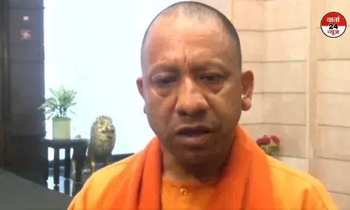 महाकुंभ भगदड़ त्रासदी: सीएम योगी ने की आपात बैठक, मृतकों के परिजनों को 25 लाख की सहायता महाकुंभ भगदड़ त्रासदी: सीएम योगी ने की आपात बैठक, मृतकों के परिजनों को 25 लाख की सहायता