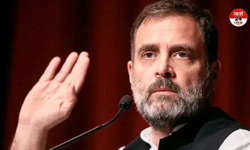 राहुल गांधी का केंद्रीय बजट पर हमला: कहा- गोली के घाव पर बैंडेज... राहुल गांधी का केंद्रीय बजट पर हमला: कहा- गोली के घाव पर बैंडेज...