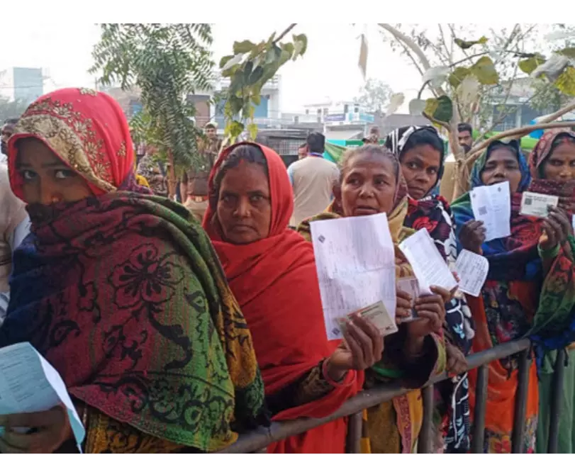 अयोध्या की मिल्कीपुर सीट पर हो रहे उपचुनाव, 10 उम्मीदवार मैदान में, सुरक्षा की कड़ी व्यवस्था अयोध्या की मिल्कीपुर सीट पर हो रहे उपचुनाव, 10 उम्मीदवार मैदान में, सुरक्षा की कड़ी व्यवस्था