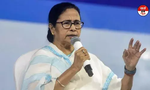 महाकुंभ वाले ममता बनर्जी के बयान पर संत समाज ने किया विरोध ! अखिलेश यादव ने यह कहकर किया समर्थन महाकुंभ वाले ममता बनर्जी के बयान पर संत समाज ने किया विरोध ! अखिलेश यादव ने यह कहकर किया समर्थन