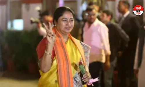 रेखा गुप्ता ने पीएम मोदी और दिल्ली की जनता का किया धन्यवाद , जानें मंत्री की रेस में किसका नाम सबसे आगे रेखा गुप्ता ने पीएम मोदी और दिल्ली की जनता का किया धन्यवाद , जानें मंत्री की रेस में किसका नाम सबसे आगे