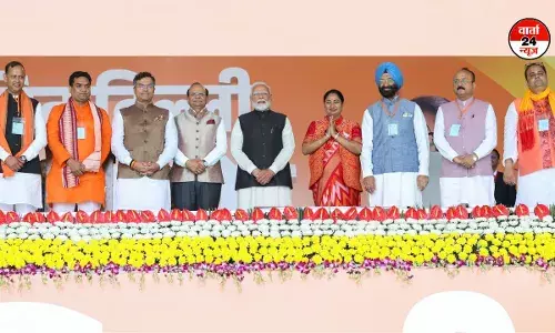 टीम रेखा में कौन से मंत्री के पास कितनी संपत्ति ? जानें कौन हैं सबसे अमीर टीम रेखा में कौन से मंत्री के पास कितनी संपत्ति ? जानें कौन हैं सबसे अमीर