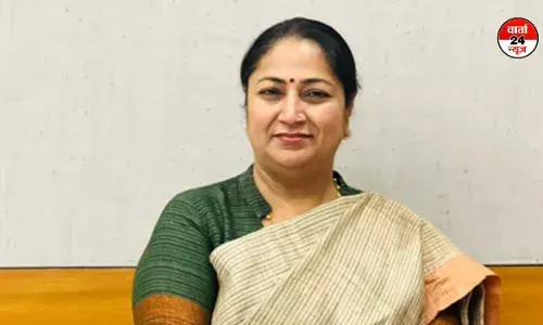 दिल्ली के सीएम आज शाम यमुना घाट पर करेंगी आरती, कैबिनेट की पहली बैठक 7 बजे दिल्ली के सीएम आज शाम यमुना घाट पर करेंगी आरती, कैबिनेट की पहली बैठक 7 बजे