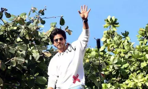 शाहरुख खान के फैंस को लगा झटका, मन्नत अब नहीं होगी पूरी, जानें क्यूं शाहरुख खान के फैंस को लगा झटका, मन्नत अब नहीं होगी पूरी, जानें क्यूं