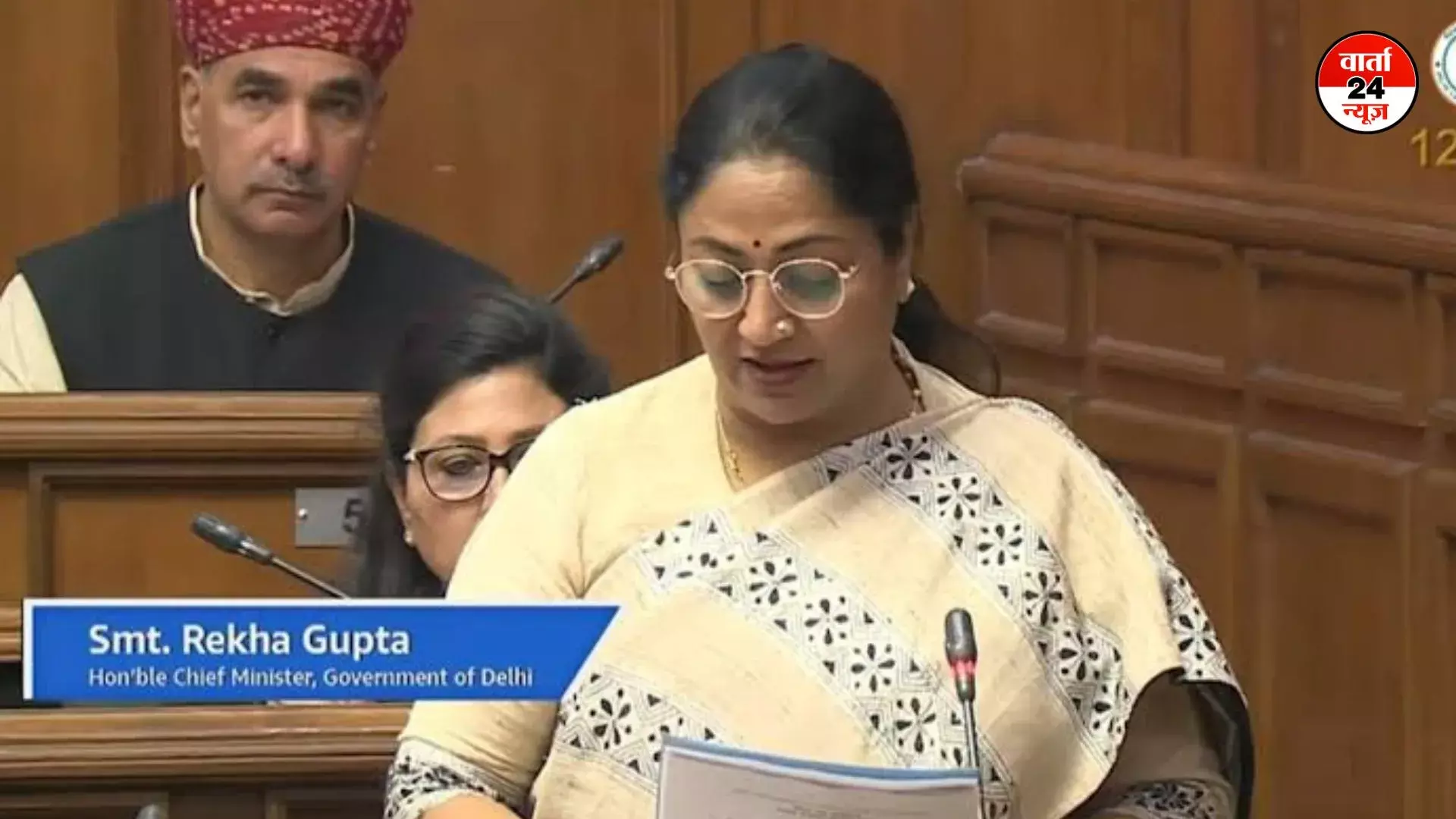 दिल्ली विधानसभा में सीएजी की दूसरी रिपोर्ट पेश, जानें कितनी पेज की रिपोर्ट में कितनी अनियमितताएं दिल्ली विधानसभा में सीएजी की दूसरी रिपोर्ट पेश, जानें कितनी पेज की रिपोर्ट में कितनी अनियमितताएं