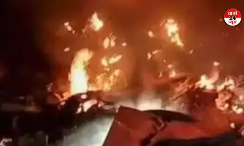 पाकिस्तान में नमाज के दौरान मदरसा में आत्मघाती धमाका, जेयूआई-एस नेता मौलाना हमीदुल हक हक्कानी समेत 5 की मौत, जानें कौन था हक्कानी? पाकिस्तान में नमाज के दौरान मदरसा में आत्मघाती धमाका, जेयूआई-एस नेता मौलाना हमीदुल हक हक्कानी समेत 5 की मौत, जानें कौन था हक्कानी?