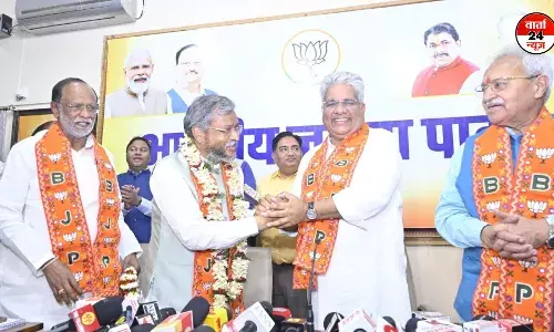 बीजेपी ने बाबूलाल मरांडी को विधायक दल का नेता किया नियुक्त बीजेपी ने बाबूलाल मरांडी को विधायक दल का नेता किया नियुक्त