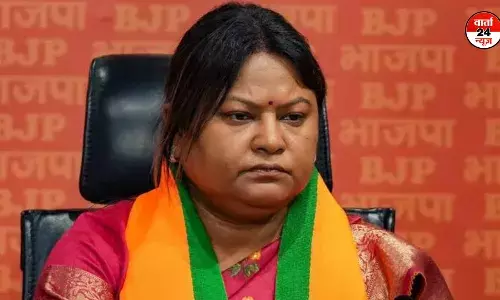 हेमंत सोरेन की भाभी व भाजपा नेता सीता सोरेन पर उनके पीए ने तान दी पिस्तौल, जानें फिर क्या हुआ