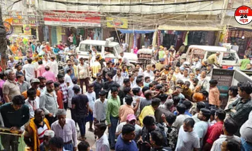 BIHAR: दिनदहाड़े तनिष्क ज्वेलरी शोरूम से करोड़ों की लूट कर भाग रहे बदमाशों से पुलिस की मुठभेड़, 2 घायल