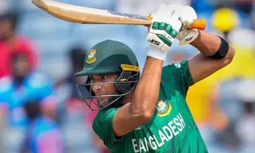 बांग्लादेश के स्टार बल्लेबाज महमुदुल्लाह ने क्रिकेट से संन्यास लिया बांग्लादेश के स्टार बल्लेबाज महमुदुल्लाह ने क्रिकेट से संन्यास लिया