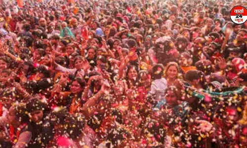 होली पर हुड़दंग करने वालों की खैर नहीं, सादे कपड़ों में पुलिसकर्मी असामाजिक तत्वों पर रखेंगे नज़र होली पर हुड़दंग करने वालों की खैर नहीं, सादे कपड़ों में पुलिसकर्मी असामाजिक तत्वों पर रखेंगे नज़र