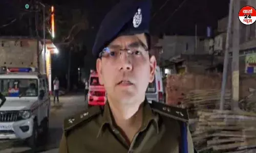 बिहार में खाकी नहीं है सुरक्षित, एएसआई के हत्यारों को पकड़ने गई पुलिस टीम पर हमला, जानें मामला बिहार में खाकी नहीं है सुरक्षित, एएसआई के हत्यारों को पकड़ने गई पुलिस टीम पर हमला, जानें मामला