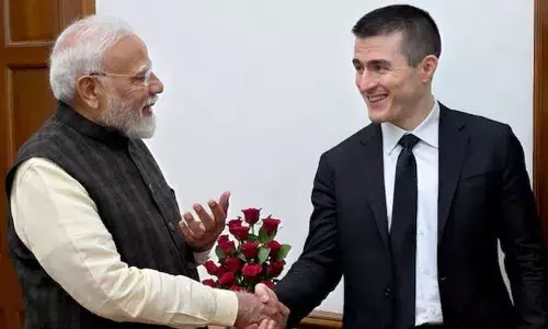 दुनिया के मशहूर पॉडकास्टर लेक्स फ्रिडमैन के इंटरव्यू में पीएम मोदी ने शेयर किया आरएसएस से जुड़े उनके भाव, जानें क्या कहा दुनिया के मशहूर पॉडकास्टर लेक्स फ्रिडमैन के इंटरव्यू में पीएम मोदी ने शेयर किया आरएसएस से जुड़े उनके भाव, जानें क्या कहा