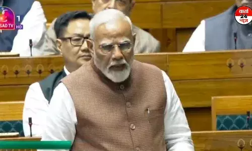 महाकुंभ पर लोकसभा में पीएम मोदी के संबोधन के बाद विपक्ष का हंगामा, लोकसभा एक बजे तक के लिए स्थगित महाकुंभ पर लोकसभा में पीएम मोदी के संबोधन के बाद विपक्ष का हंगामा, लोकसभा एक बजे तक के लिए स्थगित