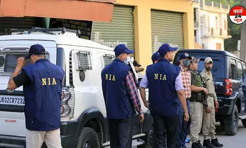 जम्मू कश्मीर में आतंकियों पर नकेल, एनआईए ने कई ठिकानों पर छापा मारा जम्मू कश्मीर में आतंकियों पर नकेल, एनआईए ने कई ठिकानों पर छापा मारा