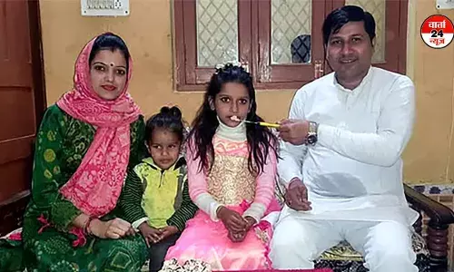 बीजेपी नेता ने परिवार पर की फायरिंग, 3 मासूम की मौत,पत्नी की हालत गंभीर, जानें पति ने क्यों उठाया यह खौफनाक कदम बीजेपी नेता ने परिवार पर की फायरिंग, 3 मासूम की मौत,पत्नी की हालत गंभीर, जानें पति ने क्यों उठाया यह खौफनाक कदम