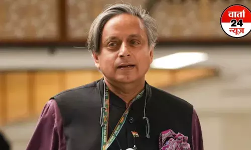 शशि थरूर ने अवैध रूप से मछली पकड़ने पर प्रतिबंध लगाने की मांग की, जानें लोकसभा में क्या बोले शशि थरूर ने अवैध रूप से मछली पकड़ने पर प्रतिबंध लगाने की मांग की, जानें लोकसभा में क्या बोले