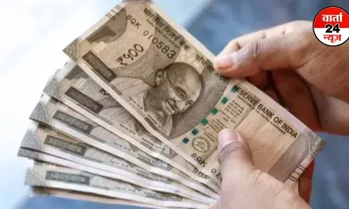 केंद्र सरकार के कर्मचारियों के लिए महंगाई भत्ते में 2% की बढ़ोतरी, कैबिनेट मीटिंग में लिए गए ये बड़े फैसले केंद्र सरकार के कर्मचारियों के लिए महंगाई भत्ते में 2% की बढ़ोतरी, कैबिनेट मीटिंग में लिए गए ये बड़े फैसले