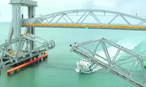 तमिलनाडु में बना भारत का पहला वर्टिकल लिफ्ट सी ब्रिज, प्रधानमंत्री ने किया उद्घाटन तमिलनाडु में बना भारत का पहला वर्टिकल लिफ्ट सी ब्रिज, प्रधानमंत्री ने किया उद्घाटन