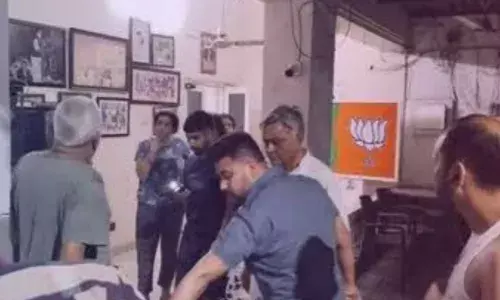 पंजाब में पूर्व कैबिनेट मंत्री के घर के बाहर धमाका किया, घटना के दौरान वह घर पर थे पंजाब में पूर्व कैबिनेट मंत्री के घर के बाहर धमाका किया, घटना के दौरान वह घर पर थे