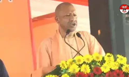 मुर्शिदाबाद हिंसा पर भड़के सीएम योगी, बोले- लातों के भूत बातों से नहीं मानेंगे... कांग्रेस और सपा पर लगाया यह आरोप मुर्शिदाबाद हिंसा पर भड़के सीएम योगी, बोले- लातों के भूत बातों से नहीं मानेंगे... कांग्रेस और सपा पर लगाया यह आरोप