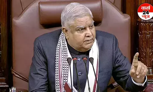 ऐसे लोकतंत्र की कल्पना नहीं की थी, जहां जज कानून बनाएंगे.., सुप्रीम कोर्ट के इस आदेश पर बोले जगदीप धनखड़ ऐसे लोकतंत्र की कल्पना नहीं की थी, जहां जज कानून बनाएंगे.., सुप्रीम कोर्ट के इस आदेश पर बोले जगदीप धनखड़