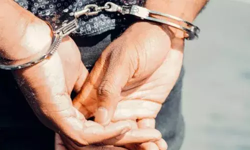 5 लाख का इनामी आतंकवादी अमेरिका में गिरफ्तार, जानें कितने आतंकी हमले किए थे