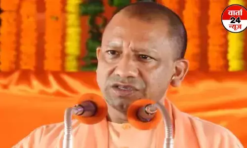 सीएम योगी ने विपक्ष पर बोला हमला, कहा- जिन्ना का महिमामंडन कर रही सपा, जातीय संघर्ष करवाना चाहती है सीएम योगी ने विपक्ष पर बोला हमला, कहा- जिन्ना का महिमामंडन कर रही सपा, जातीय संघर्ष करवाना चाहती है