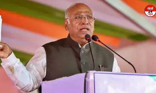 बिहार यूपी के बॉर्डर पर खड़गे ने नीतीश को लिया निशाने पर! कहा- इसलिए बदलते हैं नीतीश बिहार यूपी के बॉर्डर पर खड़गे ने नीतीश को लिया निशाने पर! कहा- इसलिए बदलते हैं नीतीश