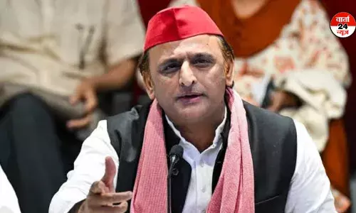 बीजेपी सांसद निशिकांत दुबे के बयान पर सियासी सरगर्मी तेज! अखिलेश यादव ने किया प्रहार, जानें क्या कहा बीजेपी सांसद निशिकांत दुबे के बयान पर सियासी सरगर्मी तेज! अखिलेश यादव ने किया प्रहार, जानें क्या कहा