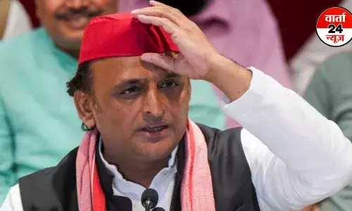 इंडिया गठबंधन को लेकर अखिलेश का बड़ा ऐलान, कहा- 2027 का चुनाव साथ लड़ेंगे, जानें और क्या कुछ बोले इंडिया गठबंधन को लेकर अखिलेश का बड़ा ऐलान, कहा- 2027 का चुनाव साथ लड़ेंगे, जानें और क्या कुछ बोले