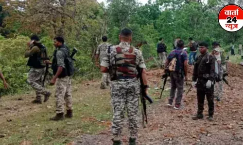 छत्तीसगढ़: बीजापुर में सुरक्षा बलों के साथ मुठभेड़ में 5 नक्सली ढेर, जवानों का ऑपरेशन अभी भी जारी छत्तीसगढ़: बीजापुर में सुरक्षा बलों के साथ मुठभेड़ में 5 नक्सली ढेर, जवानों का ऑपरेशन अभी भी जारी