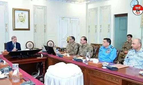 एनएससी की बैठक में पाक ने कहा- भारत ने पानी रोका तो उसे युद्ध माना जाएगा, भारतीयों को 30 अप्रैल तक देश छोड़ने का दिया आदेश एनएससी की बैठक में पाक ने कहा- भारत ने पानी रोका तो उसे युद्ध माना जाएगा, भारतीयों को 30 अप्रैल तक देश छोड़ने का दिया आदेश