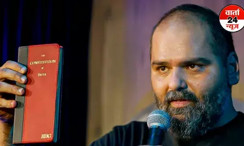 Kunal Kamra: बॉम्बे हाईकोर्ट से कॉमेडियन कुणाल कामरा को बड़ी राहत, गिरफ्तारी पर लगी रोक, जांच रहेगी जारी Kunal Kamra: बॉम्बे हाईकोर्ट से कॉमेडियन कुणाल कामरा को बड़ी राहत, गिरफ्तारी पर लगी रोक, जांच रहेगी जारी