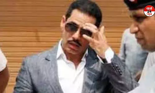 पहलगाम हमले पर विवादित टिप्पणी के बाद रॉबर्ट वाड्रा ने लिया यूटर्न, कहा-मेरे इरादों का गलत मतलब निकाला गया पहलगाम हमले पर विवादित टिप्पणी के बाद रॉबर्ट वाड्रा ने लिया यूटर्न, कहा-मेरे इरादों का गलत मतलब निकाला गया