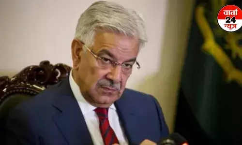 Pakistan Defence Minister: पाकिस्तान के रक्षा मंत्री का एक्स अकाउंट भारत में बैन, पहलगाम हमले के बाद लगातार दे रहे थे बयान Pakistan Defence Minister: पाकिस्तान के रक्षा मंत्री का एक्स अकाउंट भारत में बैन, पहलगाम हमले के बाद लगातार दे रहे थे बयान