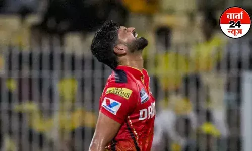 श्रेयस अय्यर पर धीमी ओवर गति के लिए 12 लाख रुपये का जुर्माना, जानें क्या  टीम के अंक भी कटेंगे? श्रेयस अय्यर पर धीमी ओवर गति के लिए 12 लाख रुपये का जुर्माना, जानें क्या  टीम के अंक भी कटेंगे?