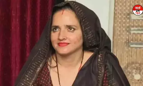 Seema Haider: सीमा हैदर के पाकिस्तान न लौटने पर उठ रहे सवाल, सीमा के वकील ने यह कहकर जताई नाराजगी Seema Haider: सीमा हैदर के पाकिस्तान न लौटने पर उठ रहे सवाल, सीमा के वकील ने यह कहकर जताई नाराजगी