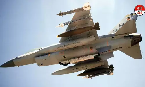 गंगा एक्सप्रेसवे पर गरजे सुखोई और जगुआर, जानें रात में किस समय होगी नाइट लैंडिंग का ट्रायल गंगा एक्सप्रेसवे पर गरजे सुखोई और जगुआर, जानें रात में किस समय होगी नाइट लैंडिंग का ट्रायल