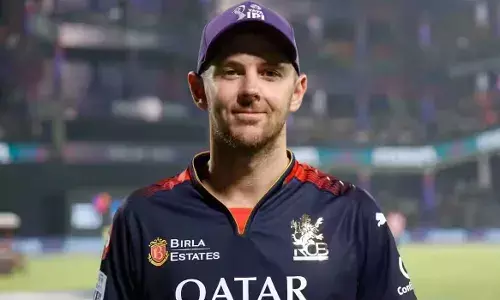 IPL 2025: RCB Vs CSK मैच में नहीं खेले जोश हेजलवुड, प्रशंसकों में चिंता IPL 2025: RCB Vs CSK मैच में नहीं खेले जोश हेजलवुड, प्रशंसकों में चिंता