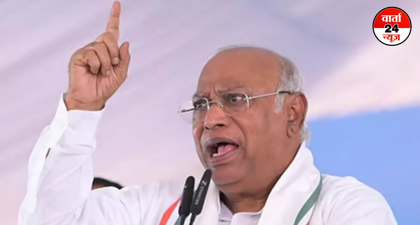 खरगे का बड़ा दावा- पीएम मोदी को हमले से पहले मिली थी खूफिया रिपोर्ट, कहा- इसलिए रद्द किया पीएम ने कश्मीर दौरा खरगे का बड़ा दावा- पीएम मोदी को हमले से पहले मिली थी खूफिया रिपोर्ट, कहा- इसलिए रद्द किया पीएम ने कश्मीर दौरा