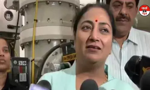 गृह मंत्रालय के मॉक ड्रिल कराने के आदेश पर दिल्ली में बढ़ी सुरक्षा, सीएम रेखा ने केंद्र सरकार का दिया साथ, जानें क्या कहा गृह मंत्रालय के मॉक ड्रिल कराने के आदेश पर दिल्ली में बढ़ी सुरक्षा, सीएम रेखा ने केंद्र सरकार का दिया साथ, जानें क्या कहा