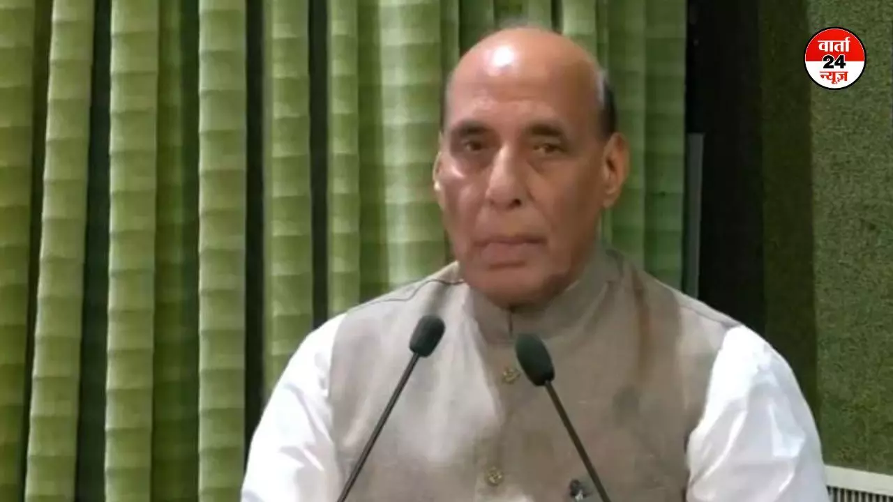 राजनाथ सिंह ने पाक को लगाई लताड़! कहा- पीएम मोदी के नेतृत्व में सेनाओं ने आतंकियों को ट्रेनिंग देने वाले कैंप्स को किया तबाह राजनाथ सिंह ने पाक को लगाई लताड़! कहा- पीएम मोदी के नेतृत्व में सेनाओं ने आतंकियों को ट्रेनिंग देने वाले कैंप्स को किया तबाह