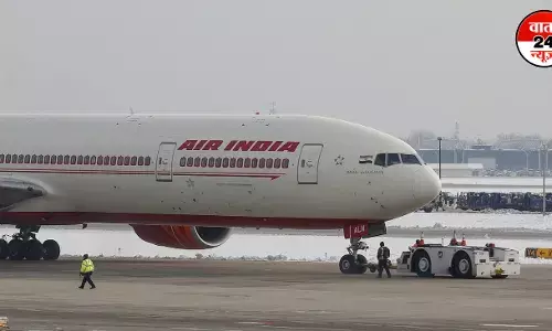 India Pak Tension: तनाव के चलते देश के 27 एयरपोर्ट बंद, एयरलाइंस ने जारी की यात्रियों के लिए एडवाइजरी India Pak Tension: तनाव के चलते देश के 27 एयरपोर्ट बंद, एयरलाइंस ने जारी की यात्रियों के लिए एडवाइजरी