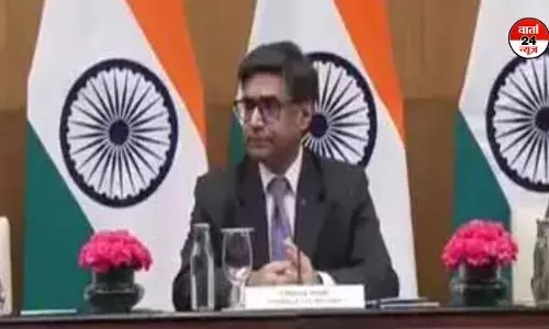 कपटी पाकिस्तान चल रहा है चाल पर चाल! जानें अपने नागरिक हवाई क्षेत्र को क्यों नहीं किया बंद ? विदेश सचिव ने क्या कहा