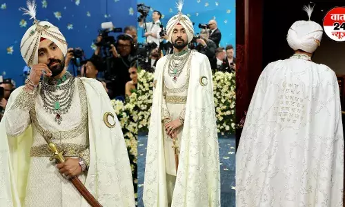 Diljit Dosanjh: इस भारतीय कलाकार को मिला Met Gala 2025 में बेस्ट ड्रेस का खिताब, शाहरुख खान को भी पीछे छोड़ा Diljit Dosanjh: इस भारतीय कलाकार को मिला Met Gala 2025 में बेस्ट ड्रेस का खिताब, शाहरुख खान को भी पीछे छोड़ा
